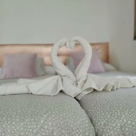 Hotel Moon